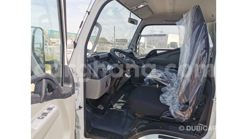 Big with watermark mitsubishi fuso ashanti import dubai 22685