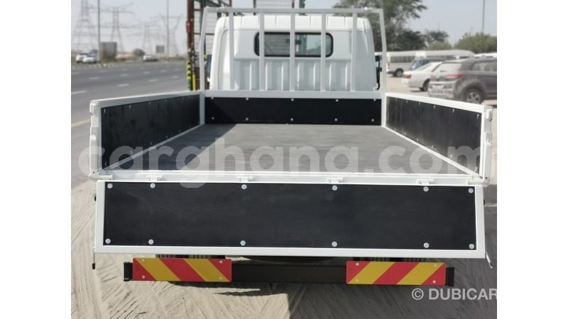 Big with watermark mitsubishi fuso ashanti import dubai 22685