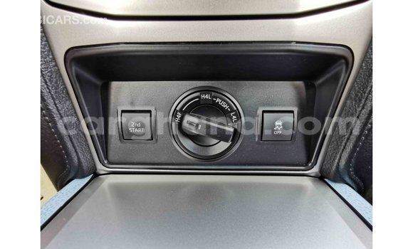 Sayi Imported Toyota Prado White Mota in Import - Dubai a Ashanti Sayi Imported Toyota Prado White Mota in Import - Dubai a Ashanti