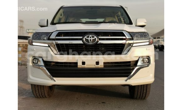 Buy Import Toyota Land Cruiser White Car in Import - Dubai in Ashanti Buy Import Toyota Land Cruiser White Car in Import - Dubai in Ashanti