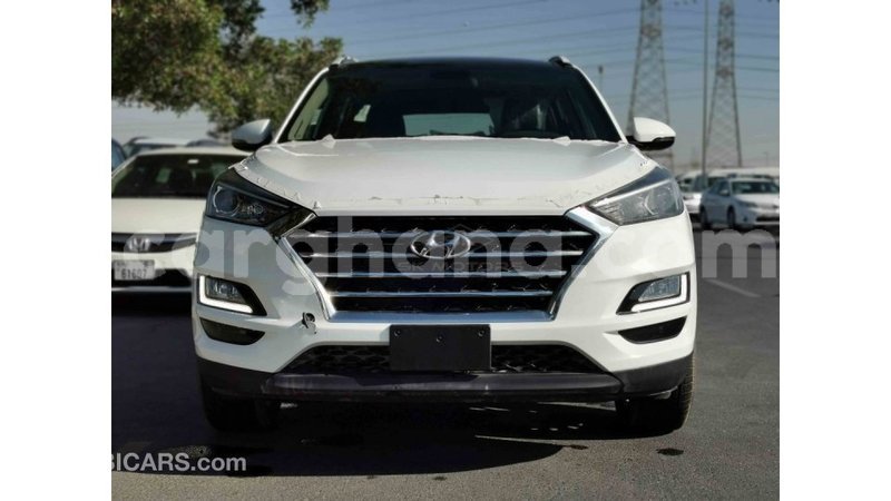 Big with watermark hyundai tucson ashanti import dubai 22722