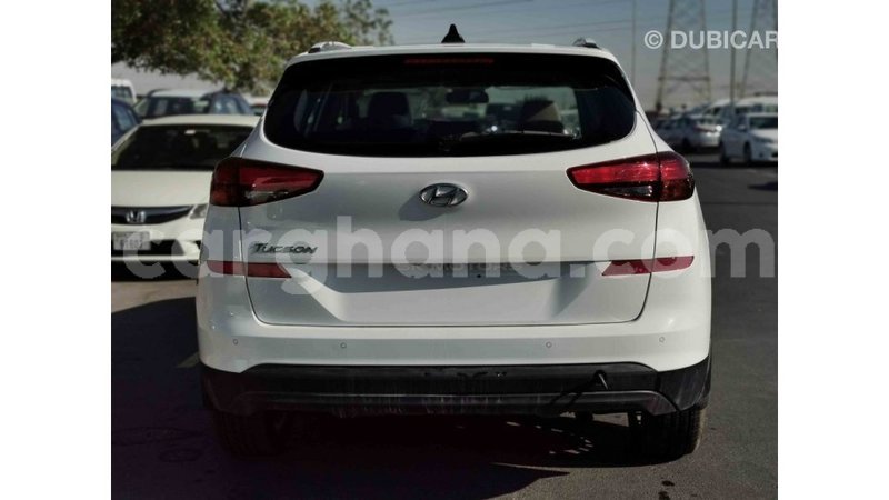 Big with watermark hyundai tucson ashanti import dubai 22722