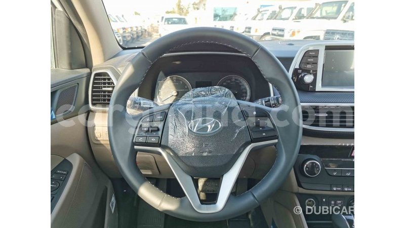 Big with watermark hyundai tucson ashanti import dubai 22722