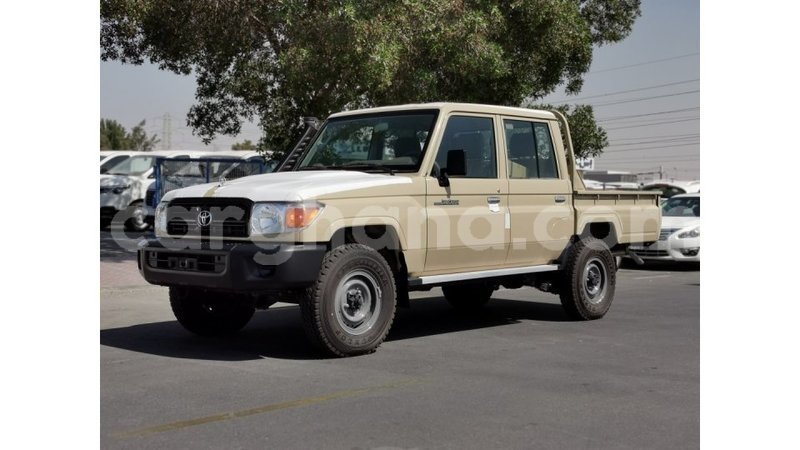 Big with watermark toyota land cruiser ashanti import dubai 22723