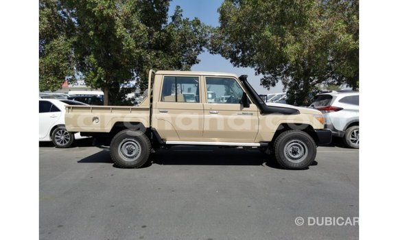 Sayi Imported Toyota Land Cruiser M Mota in Import - Dubai a Ashanti Sayi Imported Toyota Land Cruiser M Mota in Import - Dubai a Ashanti