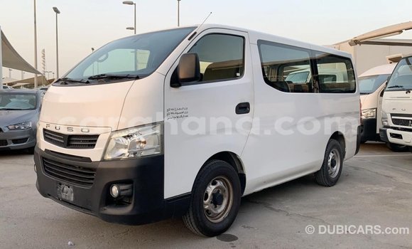 Ra Imported Mitsubishi Fuso funfun Ọkọ̀ akẹ́rù ńlá in Import - Dubai ni Ashanti Ra Imported Mitsubishi Fuso funfun Ọkọ̀ akẹ́rù ńlá in Import - Dubai ni Ashanti