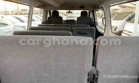 Ra Imported Mitsubishi Fuso funfun Ọkọ̀ akẹ́rù ńlá in Import - Dubai ni Ashanti Ra Imported Mitsubishi Fuso funfun Ọkọ̀ akẹ́rù ńlá in Import - Dubai ni Ashanti