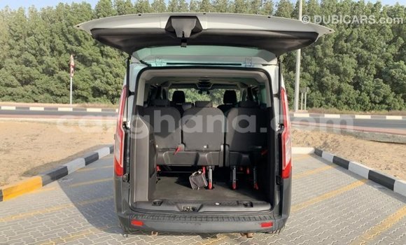 Ra Imported Ford Tourneo Custom funfun Ọkọ̀ in Import - Dubai ni Ashanti Ra Imported Ford Tourneo Custom funfun Ọkọ̀ in Import - Dubai ni Ashanti