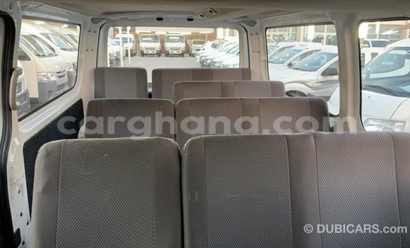 Ra Imported Mitsubishi Fuso funfun Ọkọ̀ akẹ́rù ńlá in Import - Dubai ni Ashanti Ra Imported Mitsubishi Fuso funfun Ọkọ̀ akẹ́rù ńlá in Import - Dubai ni Ashanti