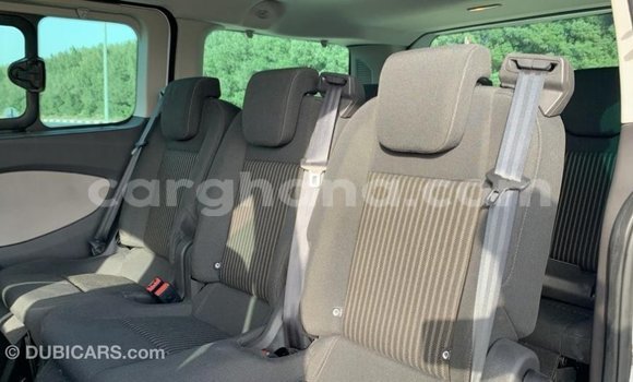 Ra Imported Ford Tourneo Custom funfun Ọkọ̀ in Import - Dubai ni Ashanti Ra Imported Ford Tourneo Custom funfun Ọkọ̀ in Import - Dubai ni Ashanti