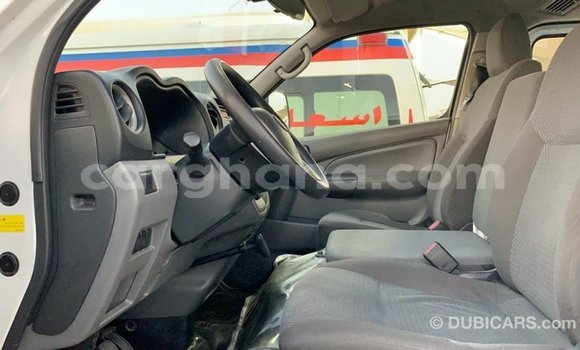 Ra Imported Mitsubishi Fuso funfun Ọkọ̀ akẹ́rù ńlá in Import - Dubai ni Ashanti Ra Imported Mitsubishi Fuso funfun Ọkọ̀ akẹ́rù ńlá in Import - Dubai ni Ashanti