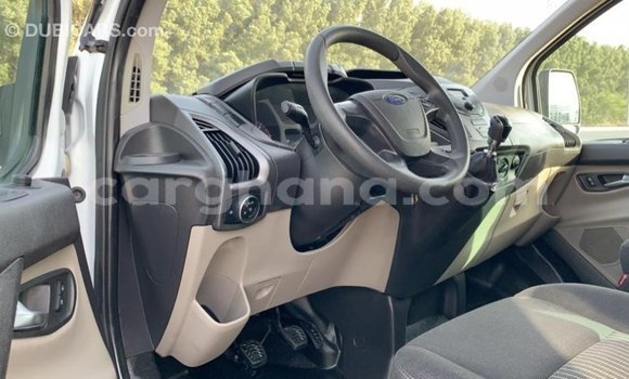 Ra Imported Ford Tourneo Custom funfun Ọkọ̀ in Import - Dubai ni Ashanti Ra Imported Ford Tourneo Custom funfun Ọkọ̀ in Import - Dubai ni Ashanti