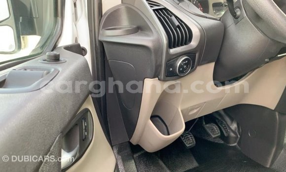 Ra Imported Ford Tourneo Custom funfun Ọkọ̀ in Import - Dubai ni Ashanti Ra Imported Ford Tourneo Custom funfun Ọkọ̀ in Import - Dubai ni Ashanti