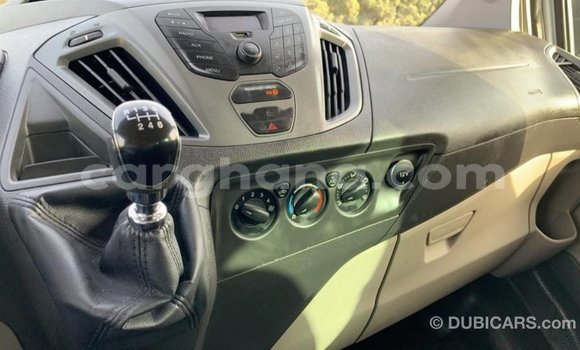 Ra Imported Ford Tourneo Custom funfun Ọkọ̀ in Import - Dubai ni Ashanti Ra Imported Ford Tourneo Custom funfun Ọkọ̀ in Import - Dubai ni Ashanti