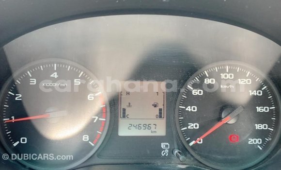 Sayi Imported Mitsubishi L200 White Mota in Import - Dubai a Ashanti Sayi Imported Mitsubishi L200 White Mota in Import - Dubai a Ashanti