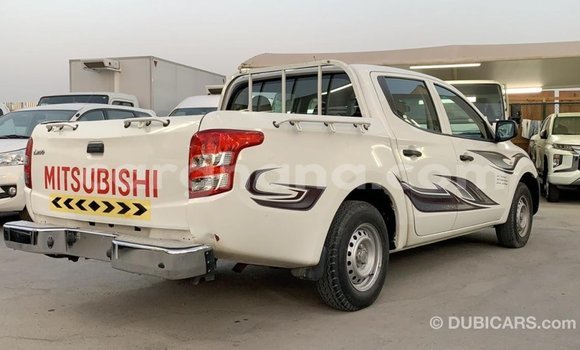 Sayi Imported Mitsubishi L200 White Mota in Import - Dubai a Ashanti Sayi Imported Mitsubishi L200 White Mota in Import - Dubai a Ashanti