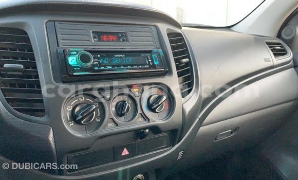 Sayi Imported Mitsubishi L200 White Mota in Import - Dubai a Ashanti Sayi Imported Mitsubishi L200 White Mota in Import - Dubai a Ashanti