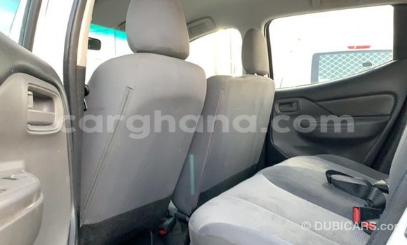 Sayi Imported Mitsubishi L200 White Mota in Import - Dubai a Ashanti Sayi Imported Mitsubishi L200 White Mota in Import - Dubai a Ashanti