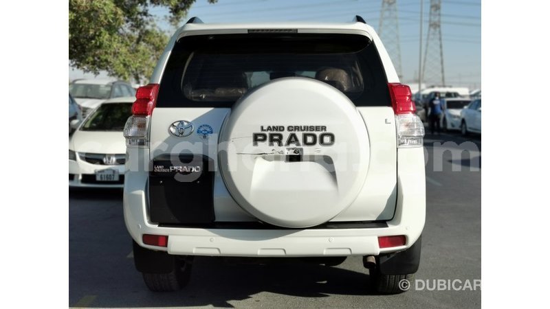 Big with watermark toyota prado ashanti import dubai 22738