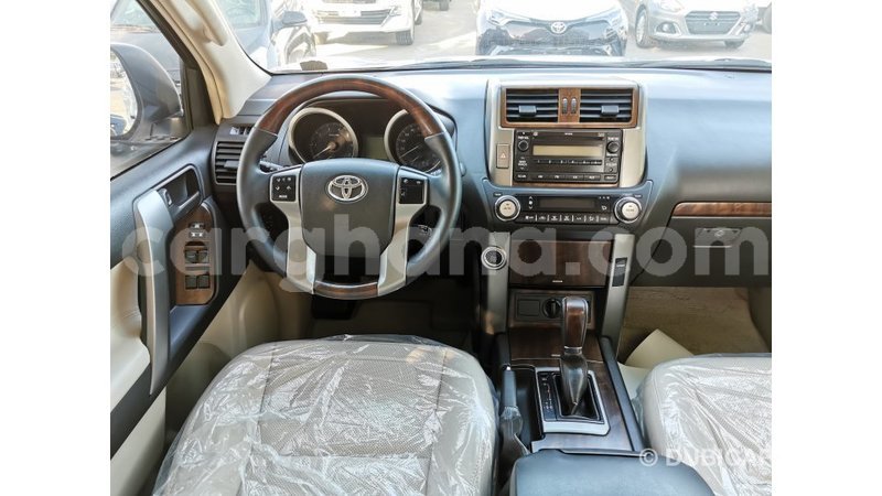 Big with watermark toyota prado ashanti import dubai 22738