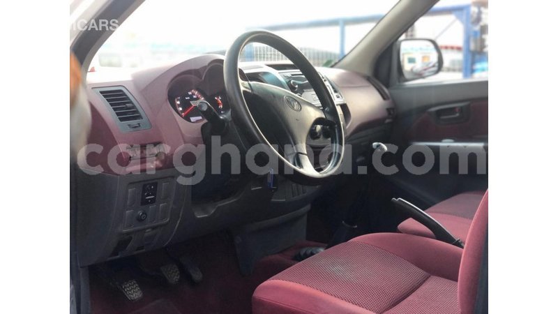 Big with watermark toyota hilux ashanti import dubai 22745