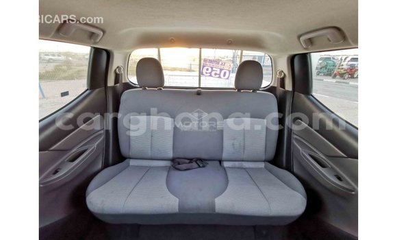 Sayi Imported Mitsubishi L200 White Mota in Import - Dubai a Ashanti Sayi Imported Mitsubishi L200 White Mota in Import - Dubai a Ashanti