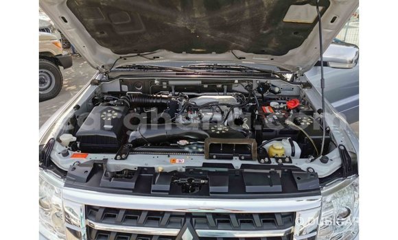 Buy Import Mitsubishi Pajero Other Car in Import - Dubai in Ashanti Buy Import Mitsubishi Pajero Other Car in Import - Dubai in Ashanti