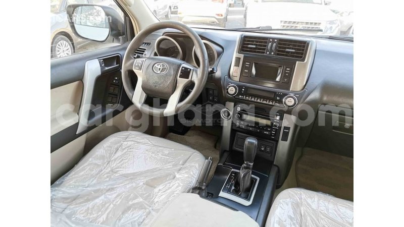 Big with watermark toyota prado ashanti import dubai 22755