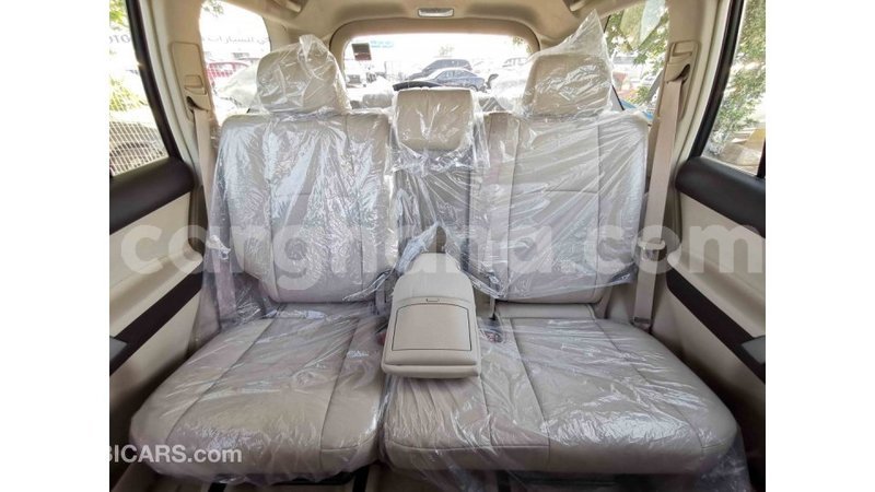 Big with watermark toyota prado ashanti import dubai 22755