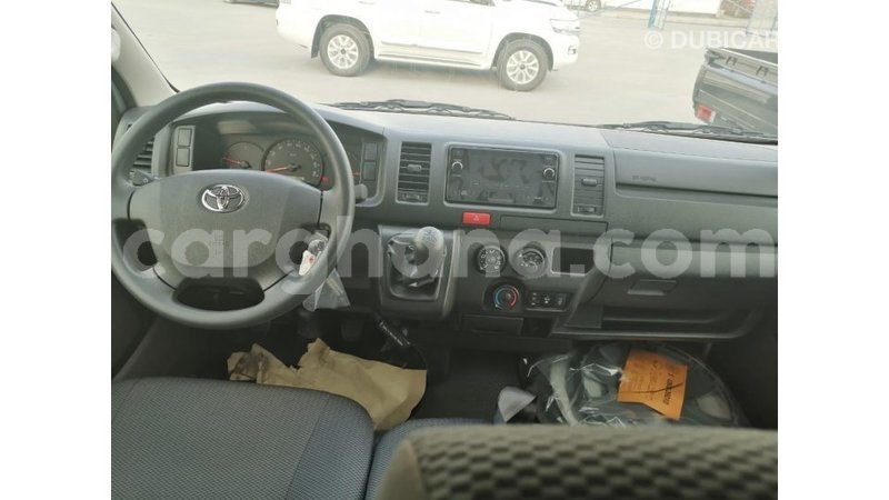 Big with watermark toyota hiace ashanti import dubai 22769