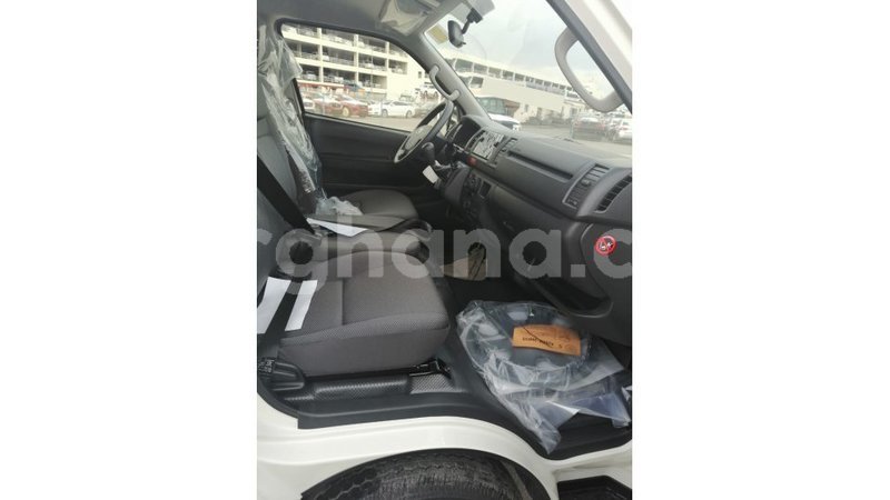 Big with watermark toyota hiace ashanti import dubai 22769