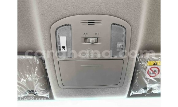 Ra Imported Toyota Hilux funfun Ọkọ̀ in Import - Dubai ni Ashanti Ra Imported Toyota Hilux funfun Ọkọ̀ in Import - Dubai ni Ashanti