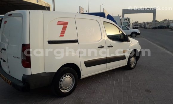 Sayi Imported Peugeot Partner White Mota in Import - Dubai a Ashanti Sayi Imported Peugeot Partner White Mota in Import - Dubai a Ashanti