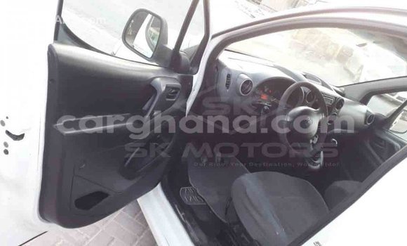 Ra Imported Peugeot Partner funfun Ọkọ̀ in Import - Dubai ni Ashanti Ra Imported Peugeot Partner funfun Ọkọ̀ in Import - Dubai ni Ashanti