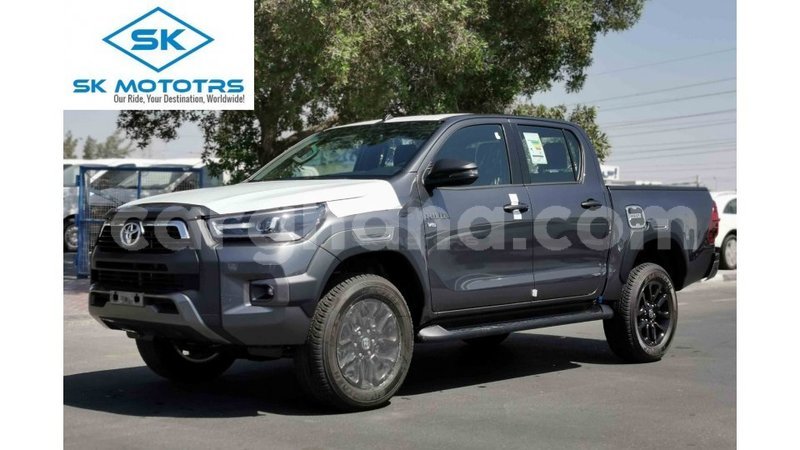 Big with watermark toyota hilux ashanti import dubai 22806