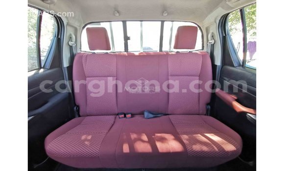 Ra Imported Toyota Hilux funfun Ọkọ̀ in Import - Dubai ni Ashanti Ra Imported Toyota Hilux funfun Ọkọ̀ in Import - Dubai ni Ashanti