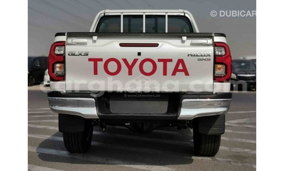 Buy Import Toyota Hilux White Car in Import - Dubai in Ashanti Buy Import Toyota Hilux White Car in Import - Dubai in Ashanti
