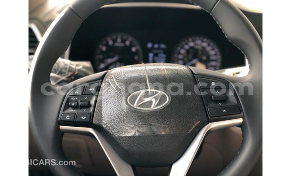 Ra Imported Hyundai Tucson funfun Ọkọ̀ in Import - Dubai ni Ashanti Ra Imported Hyundai Tucson funfun Ọkọ̀ in Import - Dubai ni Ashanti