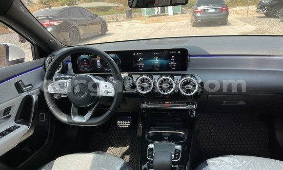 Buy Used Mercedes-Benz C-Classe White Car in Sekondi in Western Buy Used Mercedes-Benz C-Classe White Car in Sekondi in Western