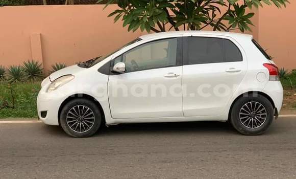 Buy Used Toyota Vitz White Car in Sekondi in Western Buy Used Toyota Vitz White Car in Sekondi in Western