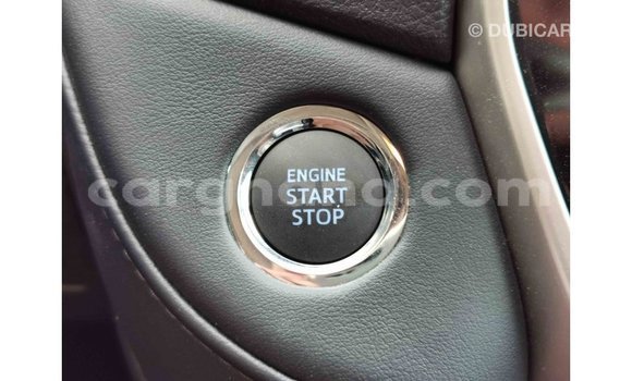 Sayi Imported Toyota Land Cruiser White Mota in Import - Dubai a Ashanti Sayi Imported Toyota Land Cruiser White Mota in Import - Dubai a Ashanti