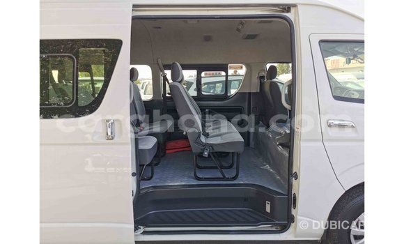 Buy Import Toyota Hiace White Car in Import - Dubai in Ashanti Buy Import Toyota Hiace White Car in Import - Dubai in Ashanti