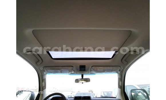 Sayi Imported Toyota Prado White Mota in Import - Dubai a Ashanti Sayi Imported Toyota Prado White Mota in Import - Dubai a Ashanti