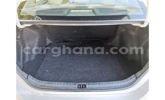 Ra Imported Toyota Camry funfun Ọkọ̀ in Import - Dubai ni Ashanti Ra Imported Toyota Camry funfun Ọkọ̀ in Import - Dubai ni Ashanti