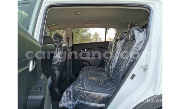 Sayi Imported Kia Sportage White Mota in Import - Dubai a Ashanti Sayi Imported Kia Sportage White Mota in Import - Dubai a Ashanti