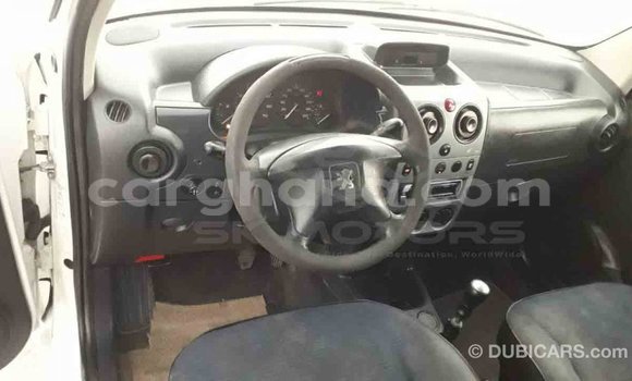 Ra Imported Peugeot Partner funfun Ọkọ̀ in Import - Dubai ni Ashanti Ra Imported Peugeot Partner funfun Ọkọ̀ in Import - Dubai ni Ashanti