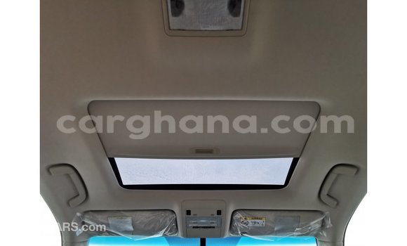 Sayi Imported Toyota Land Cruiser White Mota in Import - Dubai a Ashanti Sayi Imported Toyota Land Cruiser White Mota in Import - Dubai a Ashanti