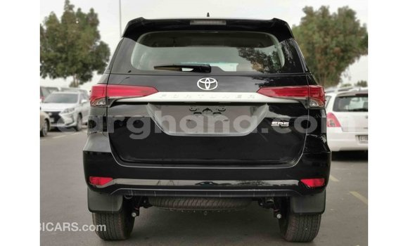 Ra Imported Toyota Fortuner Black Ọkọ̀ in Import - Dubai ni Ashanti Ra Imported Toyota Fortuner Black Ọkọ̀ in Import - Dubai ni Ashanti