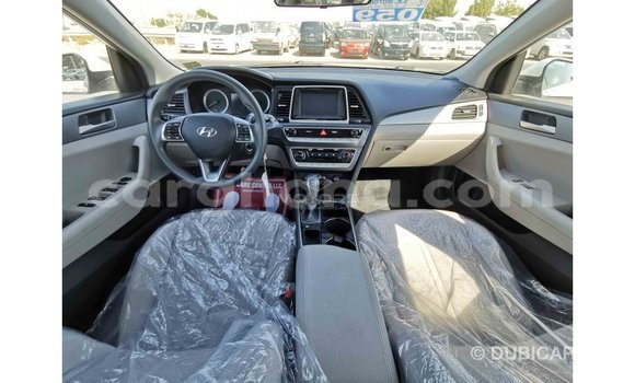 Ra Imported Hyundai Sonata funfun Ọkọ̀ in Import - Dubai ni Ashanti Ra Imported Hyundai Sonata funfun Ọkọ̀ in Import - Dubai ni Ashanti