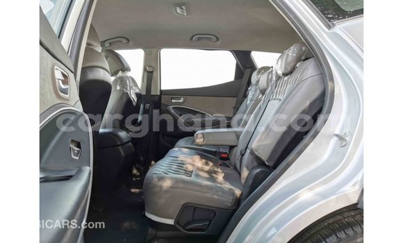 Sayi Imported Hyundai Santa Fe Sauran Mota in Import - Dubai a Ashanti Sayi Imported Hyundai Santa Fe Sauran Mota in Import - Dubai a Ashanti